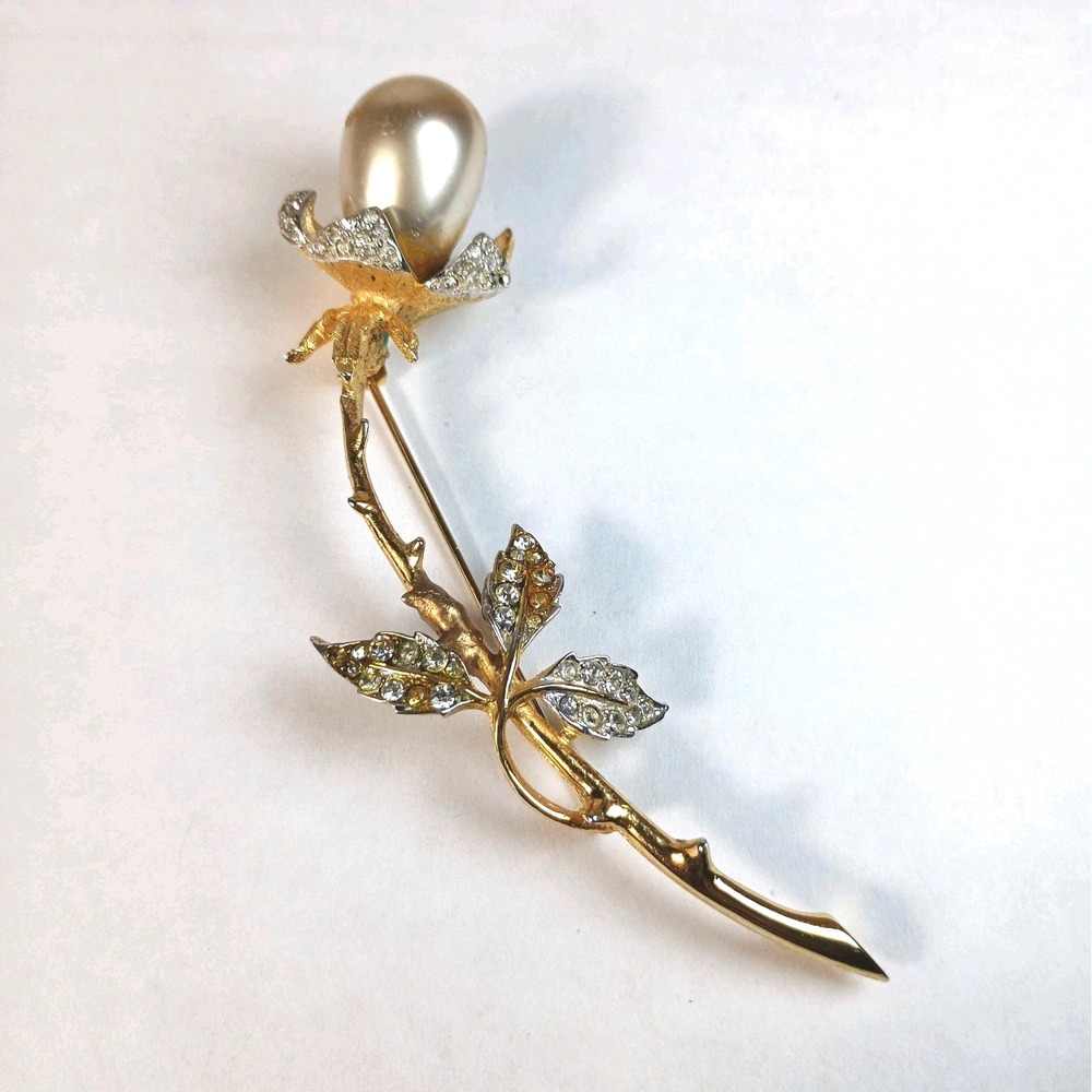 Kenneth Jay Lane KJL Rose Bud Pavé Rhinestone Faux Pearl Pin Brooch 4"
